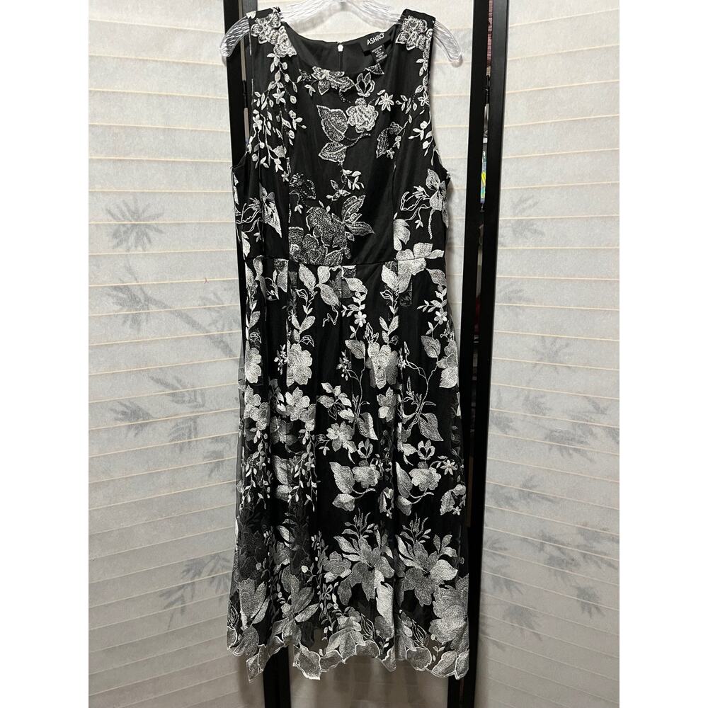 Ashro Black Silver Floral Embroidered Sleeveless Dress 16 NWOT‎ | Church Worship